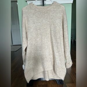 Old Navy Cream Crew Neck Sweater with Relaxed Fit